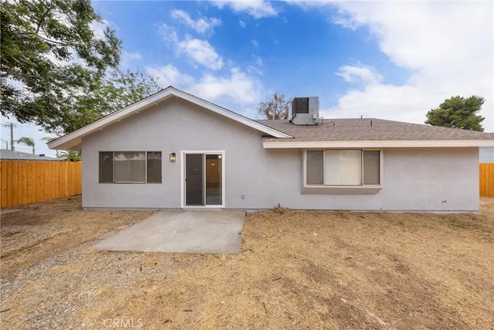 13707 4th, Yucaipa, California 92399