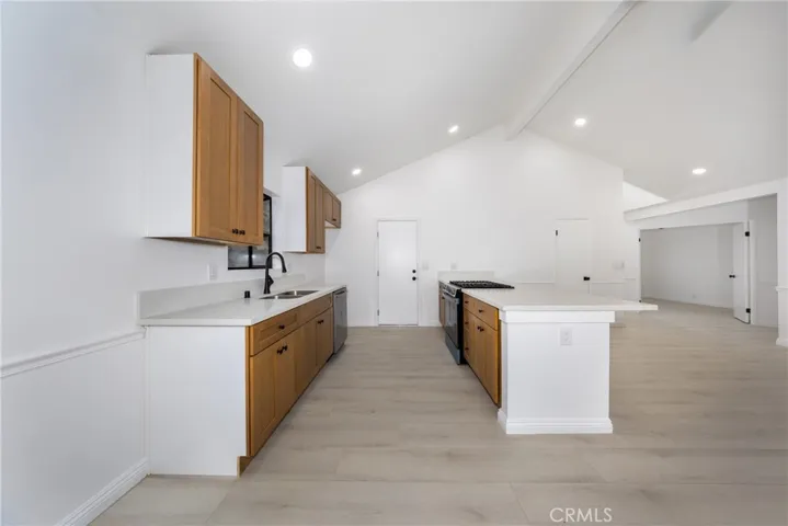 13707 4th, Yucaipa, California 92399