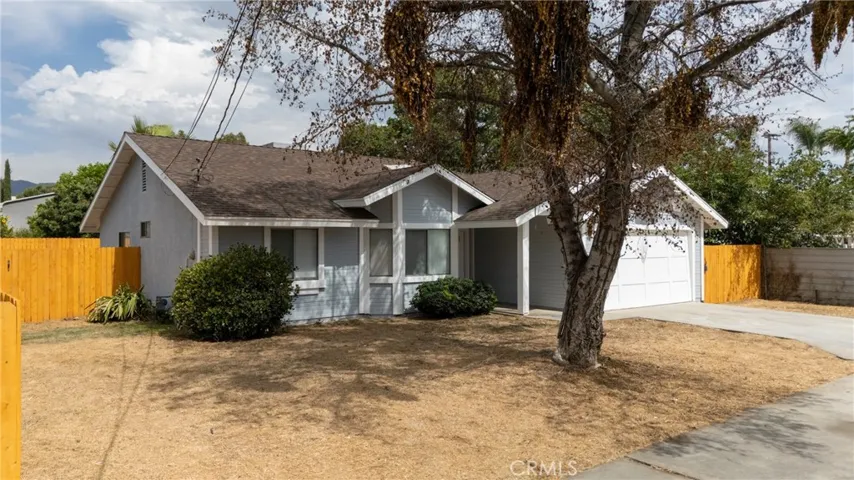 13707 4th, Yucaipa, California 92399