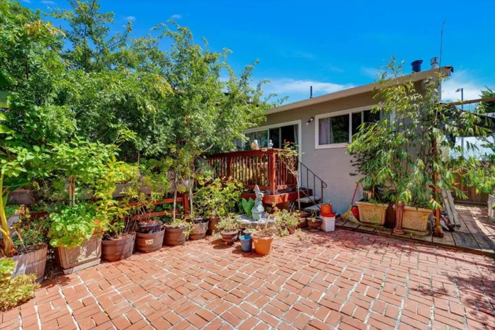 22505 Ralston Place, Hayward, California 94541