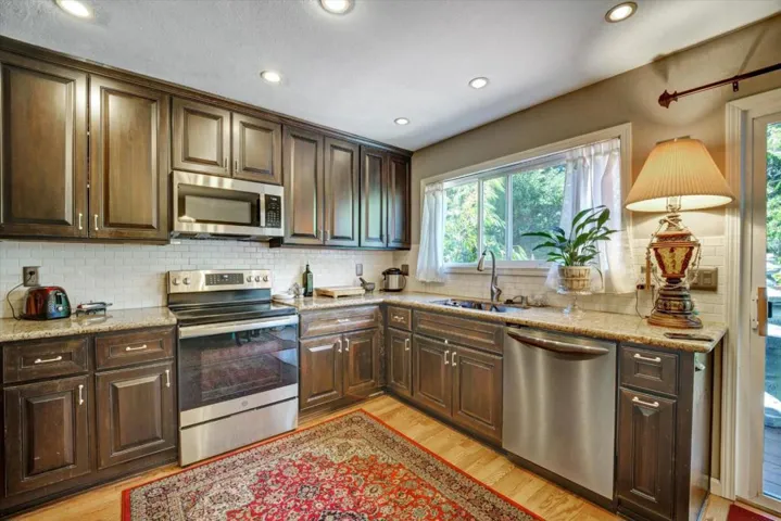 22505 Ralston Place, Hayward, California 94541