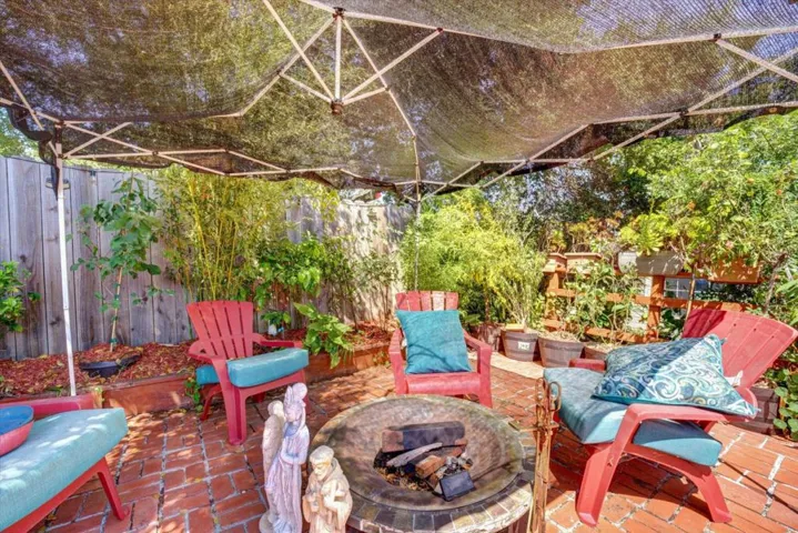 22505 Ralston Place, Hayward, California 94541