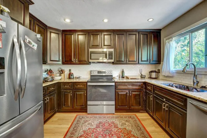 22505 Ralston Place, Hayward, California 94541