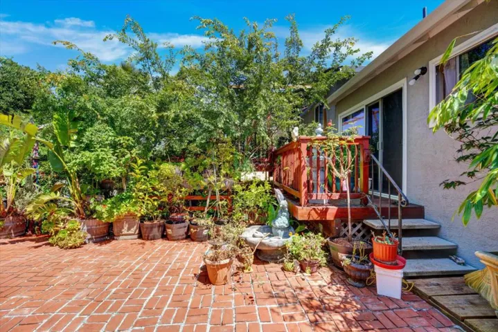 22505 Ralston Place, Hayward, California 94541