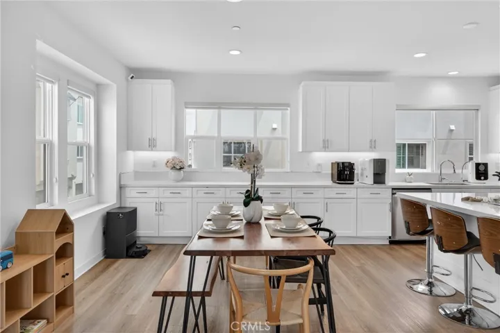 12903 Calabria, La Mirada, California 90638