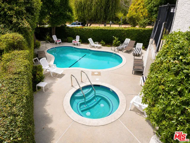4249 Longridge Avenue 209, Studio City, California 91604