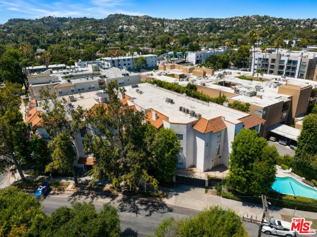 4249 Longridge Avenue 209, Studio City, California 91604