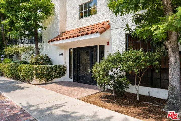 4249 Longridge Avenue 209, Studio City, California 91604