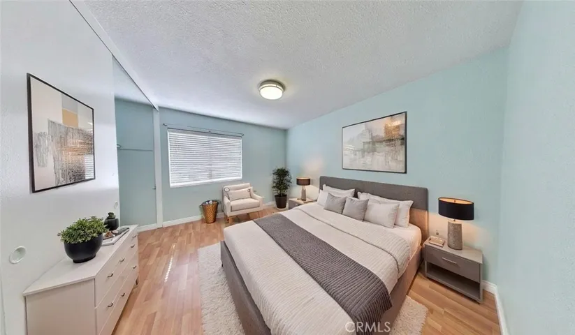 Photos may include virtual staging and / or alternation for visualization purposes.