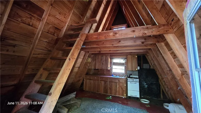 2nd Cabin interior