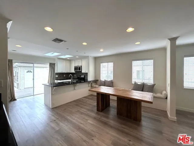 4826 Coolidge Avenue, Culver City, California 90230