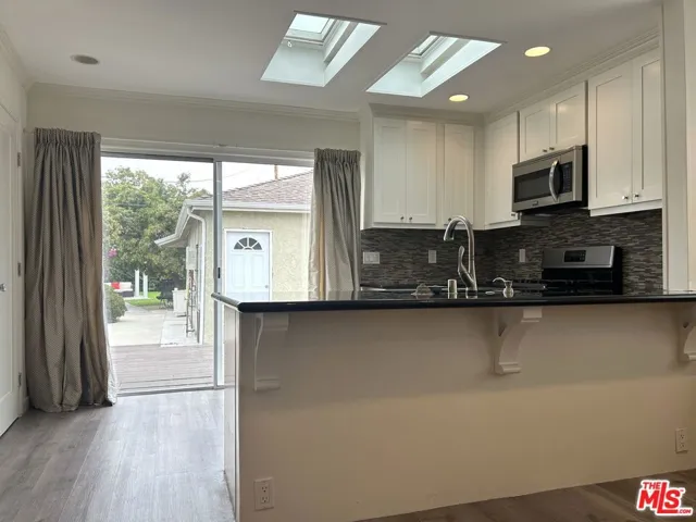 4826 Coolidge Avenue, Culver City, California 90230