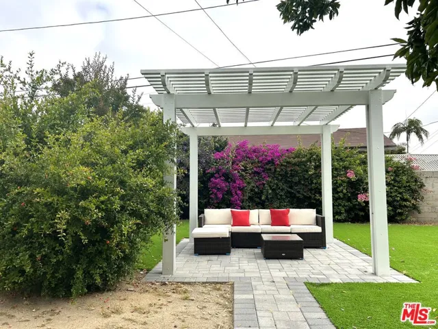 4826 Coolidge Avenue, Culver City, California 90230