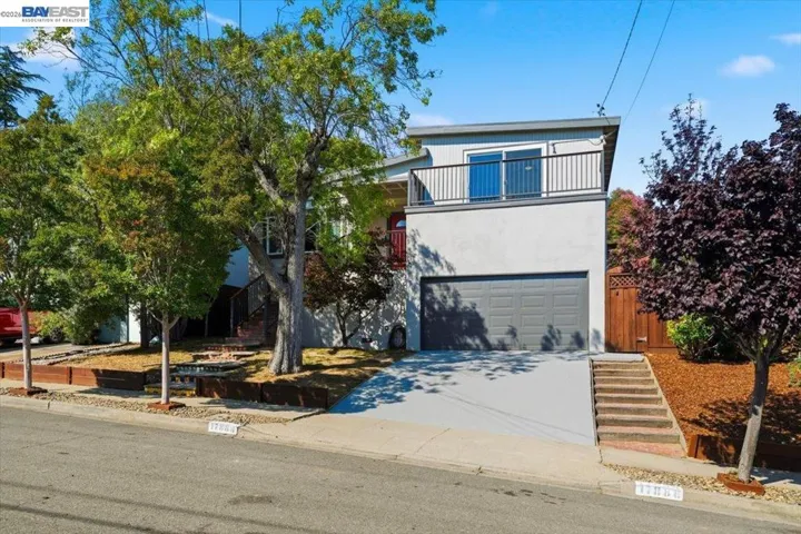 17888 Mayflower Dr, Castro Valley, California 94546