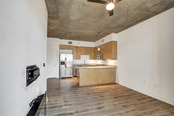 801 Ash 304, San Diego, California 92101