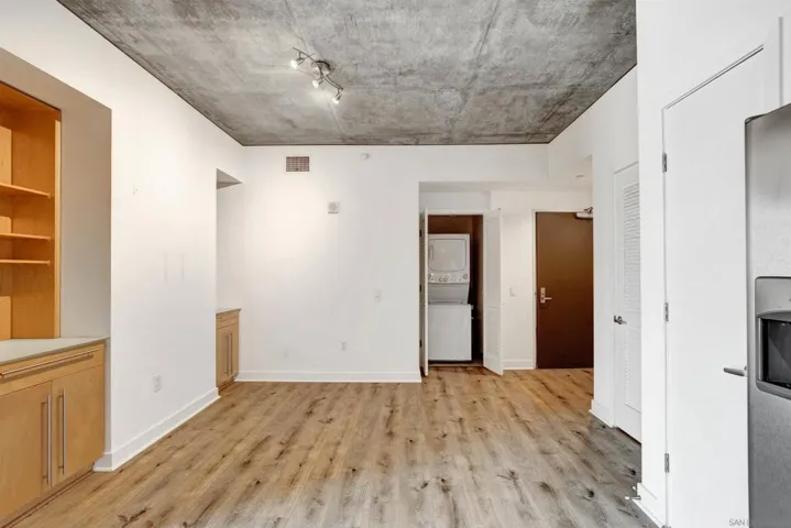 801 Ash 304, San Diego, California 92101