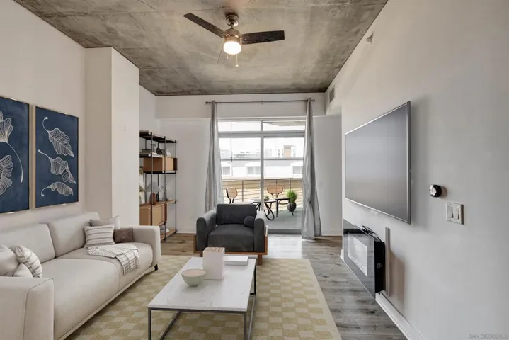 801 Ash 304, San Diego, California 92101