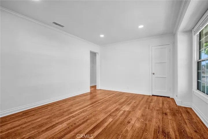 5960 Pepperwood Avenue, Lakewood, California 90712