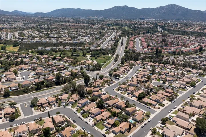 44539 Lauriano, Temecula, California 92592