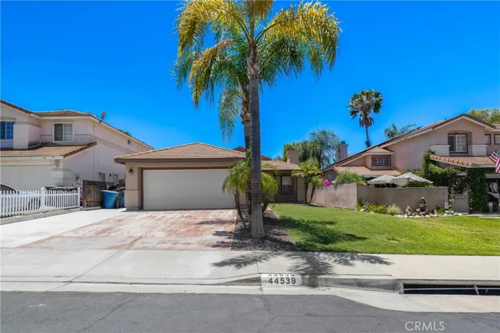 44539 Lauriano, Temecula, California 92592