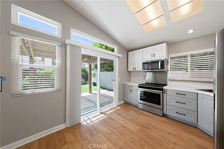 44539 Lauriano, Temecula, California 92592