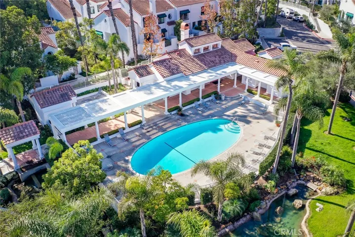 19342 Sunray Lane 104, Huntington Beach, California 92648