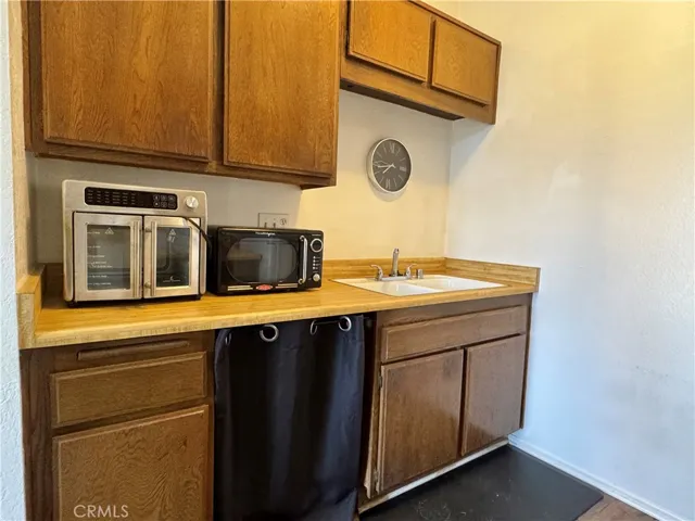 215 Pier Avenue, Hermosa Beach, California 90254