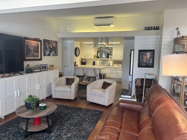 1290 Northwood Road 161i, Seal Beach, California 90740