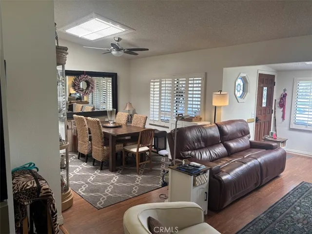1290 Northwood Road 161i, Seal Beach, California 90740