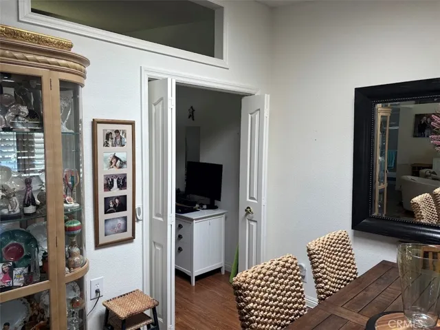 1290 Northwood Road 161i, Seal Beach, California 90740