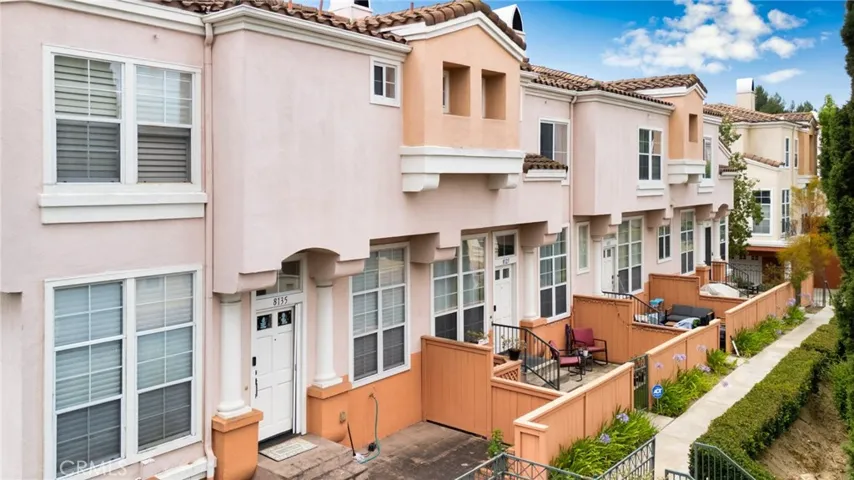 8125 E Santo Court, Anaheim Hills, California 92808
