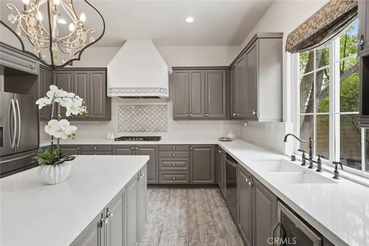 26911 Beverly Glen Court, Valencia, California 91355