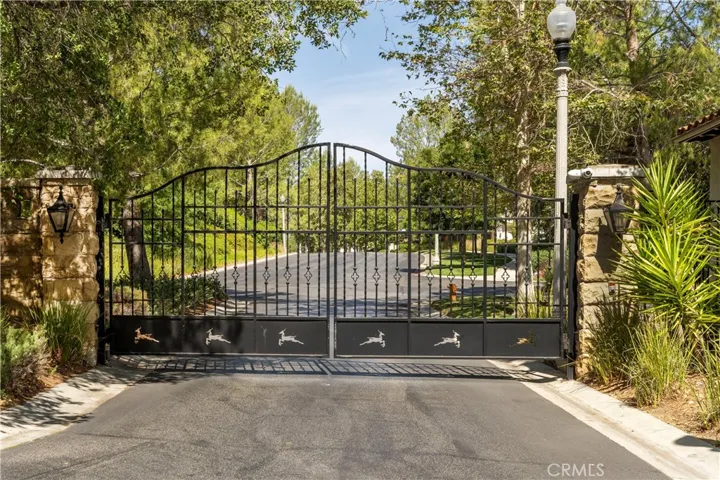 26911 Beverly Glen Court, Valencia, California 91355