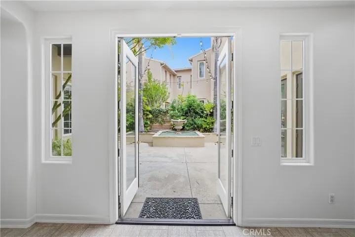 26911 Beverly Glen Court, Valencia, California 91355