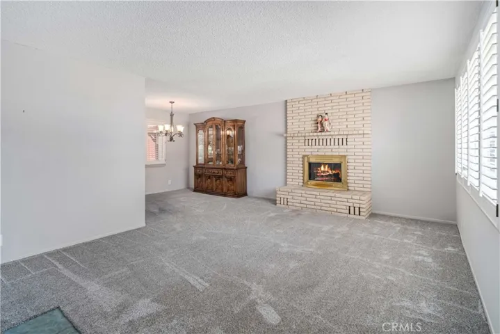 1026 W Avenue J9, Lancaster, California 93534