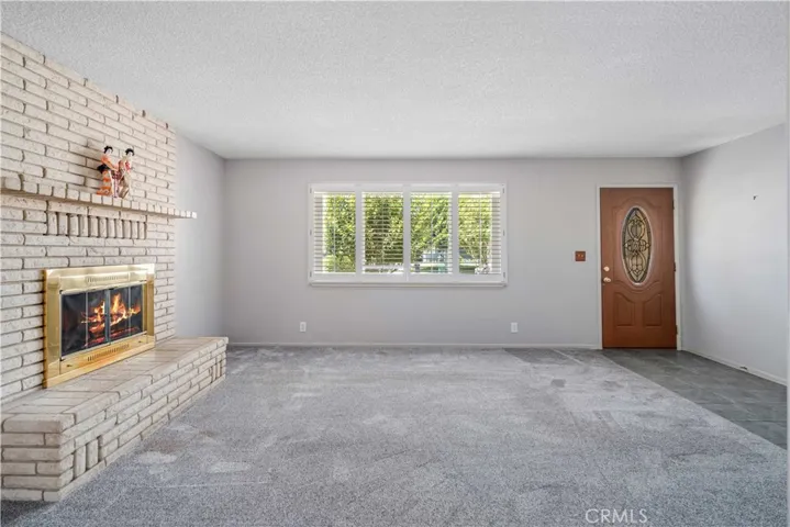 1026 W Avenue J9, Lancaster, California 93534