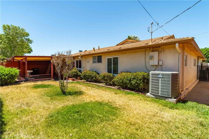 1026 W Avenue J9, Lancaster, California 93534