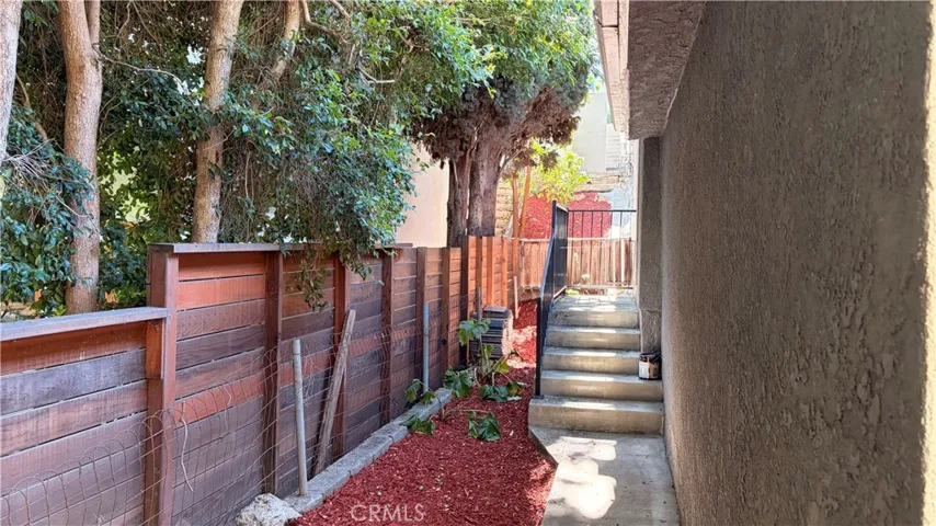 3370 Troy, Los Angeles, California 90068