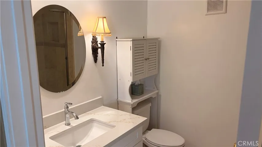 3370 Troy, Los Angeles, California 90068