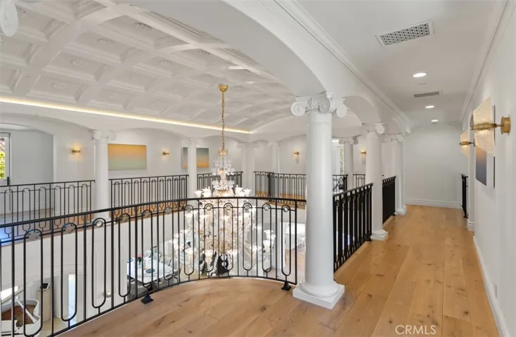 2nd floor landing
