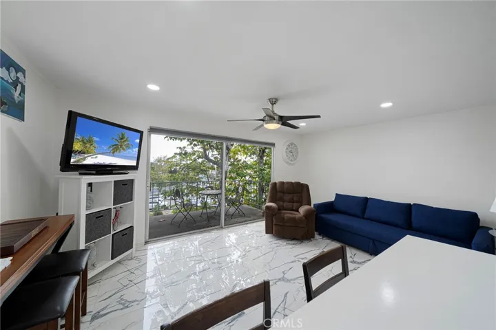 300 Cagney, Newport Beach, California 92663