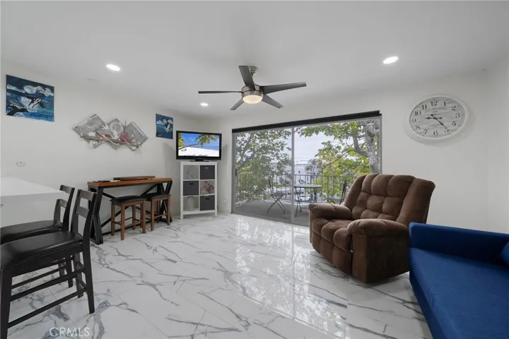 300 Cagney, Newport Beach, California 92663