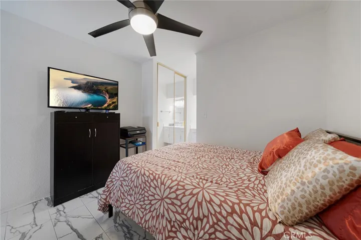 300 Cagney, Newport Beach, California 92663
