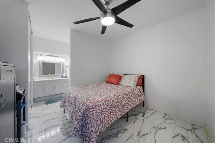 300 Cagney, Newport Beach, California 92663