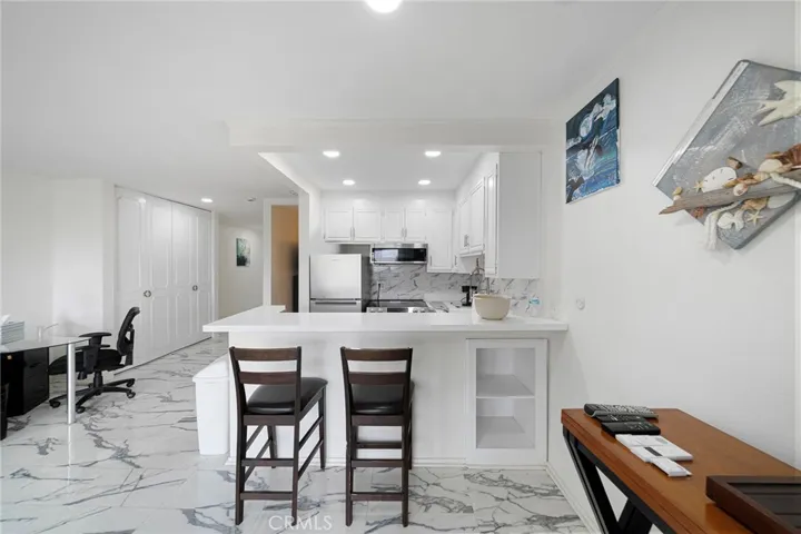 300 Cagney, Newport Beach, California 92663