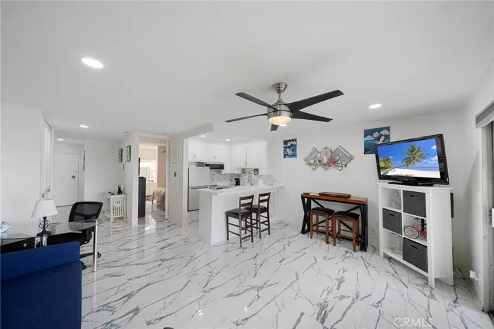 300 Cagney, Newport Beach, California 92663