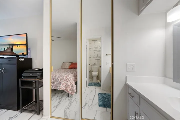 300 Cagney, Newport Beach, California 92663