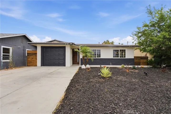 623 S Mistletoe, San Jacinto, California 92583