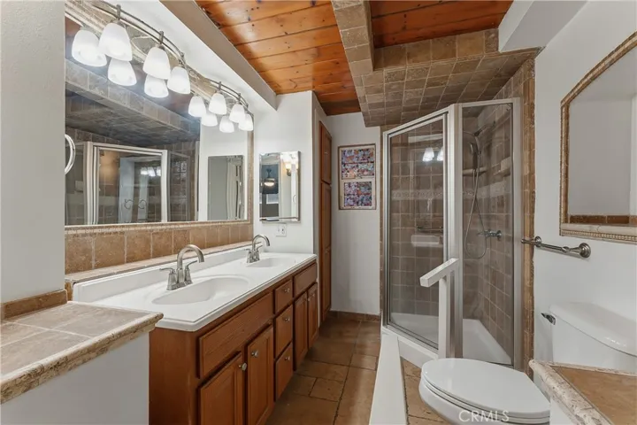 Bathroom #2