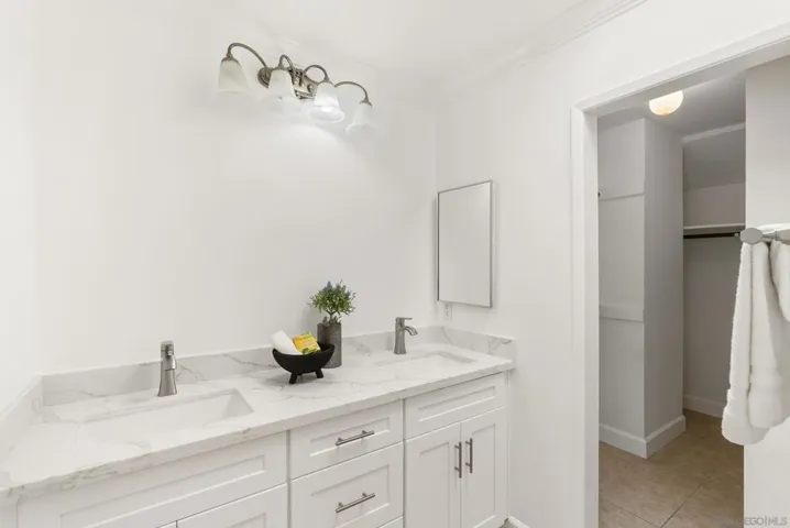 3118 Via De Caballo, Encinitas, California 92024